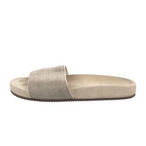 38 Brunello Cucinelli Slides
Silver chain detail Rubber & Suede Trim